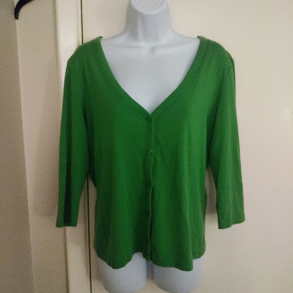 🔥TALBOTS Petite Green Button down plunging neck 3/4 sleeve shirt/cardigan Sz.M